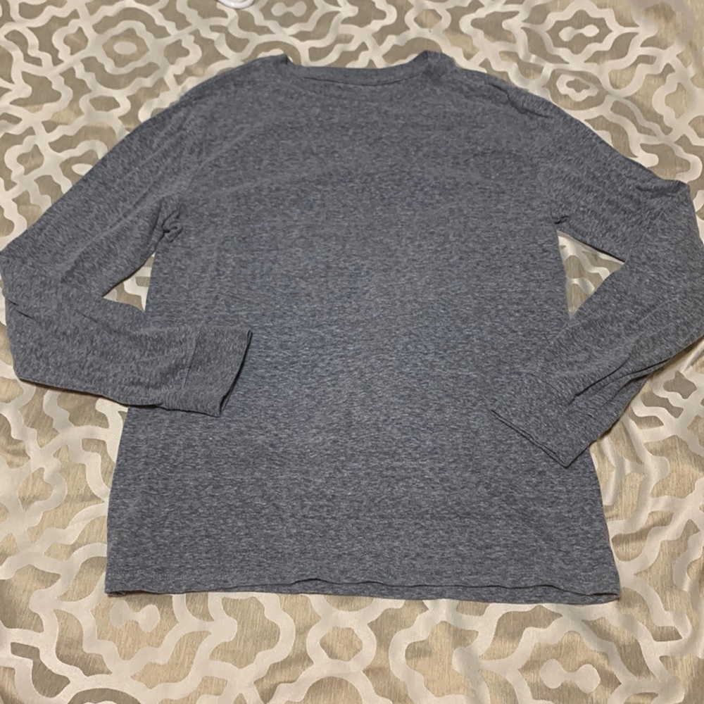 Cat & Jack Boys Long Sleeve Shirt. Youth Large (12/14)